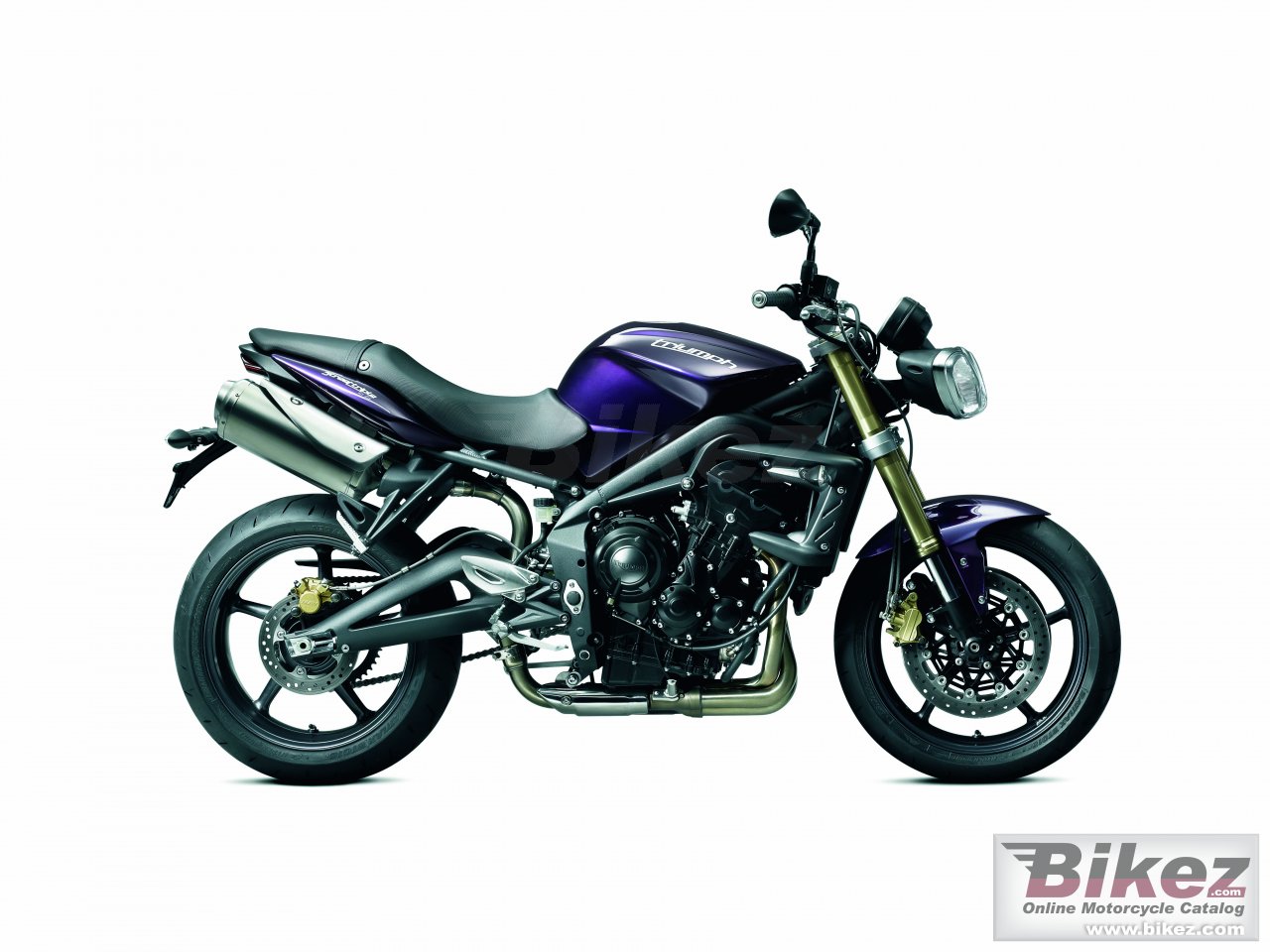 Big Triumph street triple r picture and wallpaper from Bikez.com